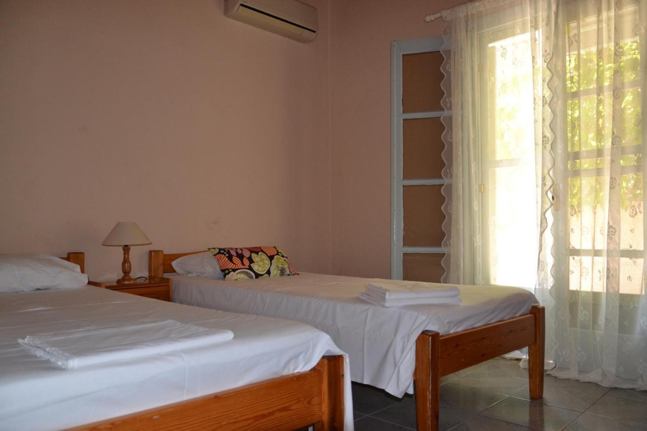 Mihaila Seaside: 2 Bedroom Bungalows Kefalonia สปาร์เชีย ภายนอก รูปภาพ